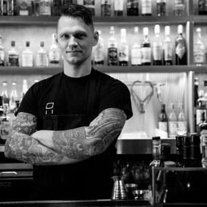 Meet your Posher, Tom